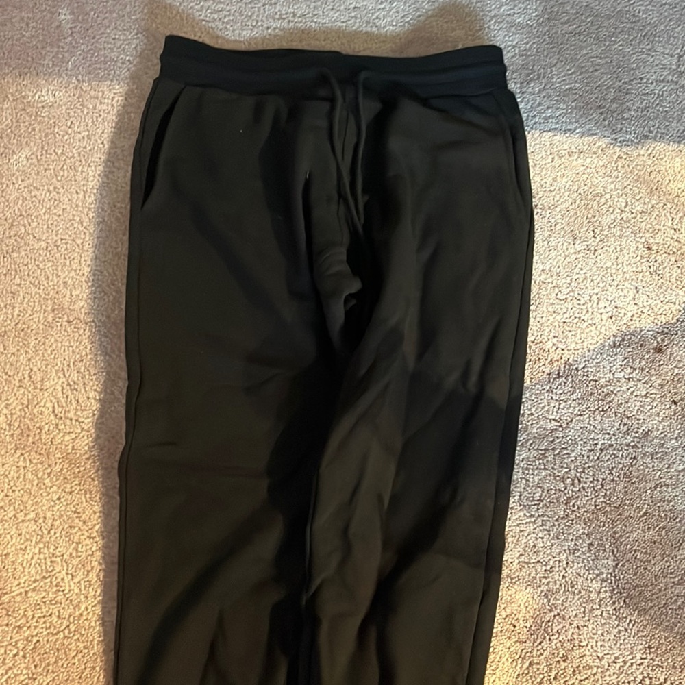 Black sweatpants